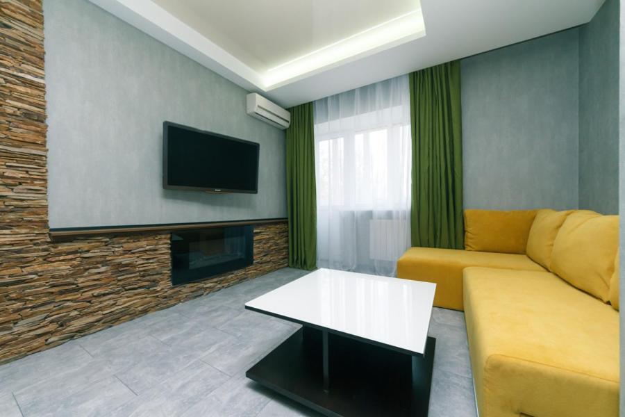 Hotrent Pechersk Lesy 20/22 Kiev Bagian luar foto