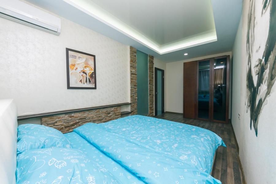 Hotrent Pechersk Lesy 20/22 Kiev Bagian luar foto